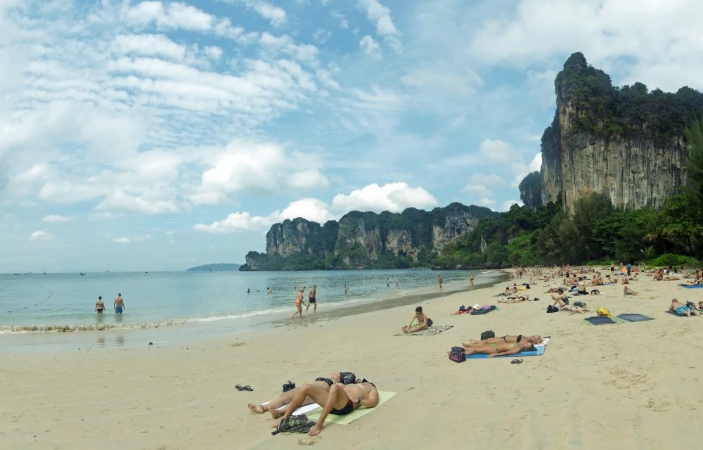 Railay Beach in Krabi Pictures